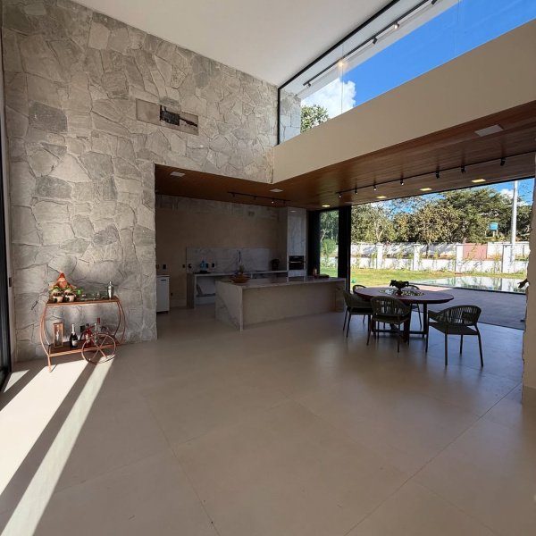 CHÁCARA DE LUXO + RAM OU 970 MIL